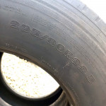 295/80 R22,5 Hankook   2402022